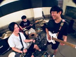 RIDDLE。右端がHiRO（G）。