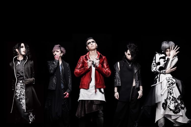 NOCTURNAL BLOODLUST。左端がDaichi（G）、右端がCazqui（G）。