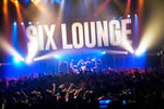 「SIX LOUNGE ONEMAN TOUR "LOVE" 2018～2019」東京・マイナビBLITZ赤坂公演の様子。（撮影：夏目圭一郎）
