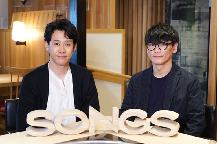 大泉洋と山口一郎。（写真提供：NHK）