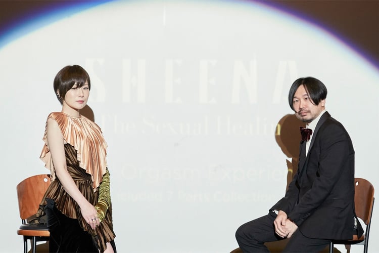 椎名林檎「轟音上映会 And The Beat GOes ON ～The Sexual Healing～」の様子。