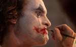 「ジョーカー」場面写真 TM & (c)DC. Joker (c)2019 Warner Bros. Entertainment Inc., Village Roadshow Films (BVI) Limited and BRON Creative USA, Corp. All rights reserved.