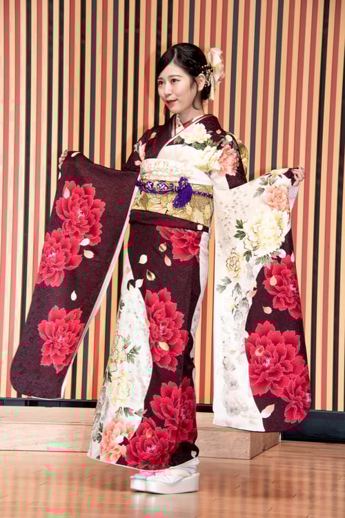 1月に東京・神田明神で行われたAKB48グループの成人式での月足天音。