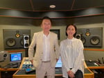 左から布袋寅泰、Ms.OOJA。