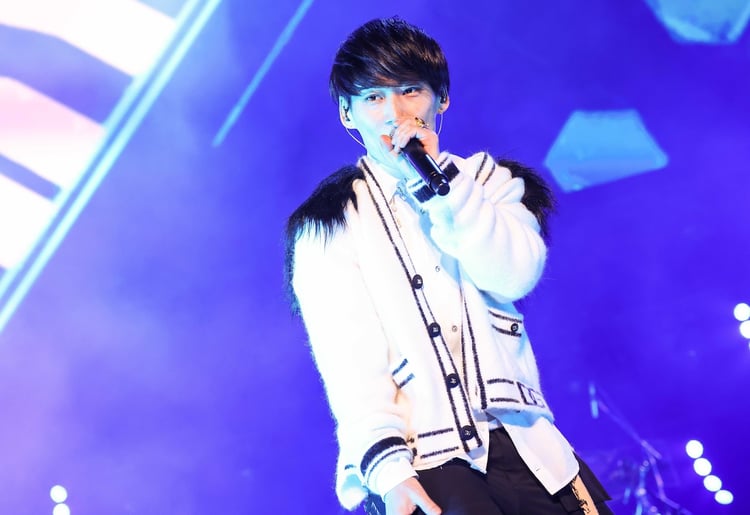 TAKUYA∞（Vo）（撮影：森好弘）