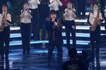 天童よしみの音合わせの様子。（写真提供：NHK）