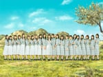 日向坂46の新しいアーティスト写真。