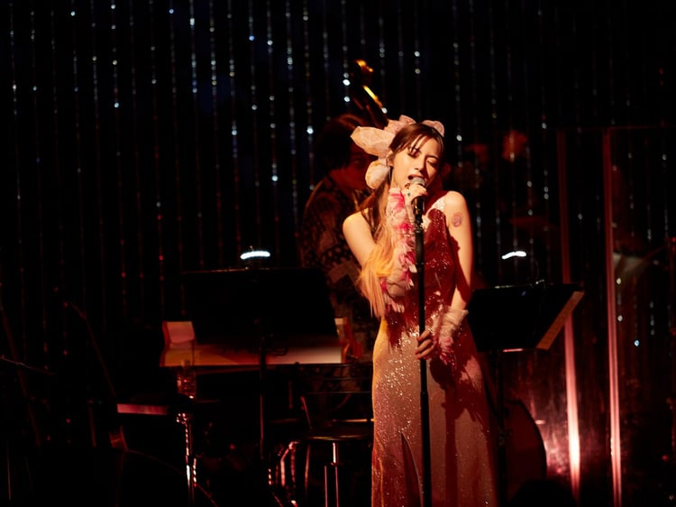 「ELAIZA Billboard Liveツアー」東京・Billboard Live TOKYO公演の様子。