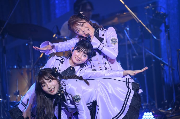 「結成6周年記念全国ツアー ～Taskあいにいきます。～」東京・中野サンプラザホール公演の様子。（撮影：林晋介）