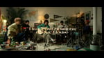 Asiloのスタジオライブ映像「Hang Out Sessions at Our House」より。