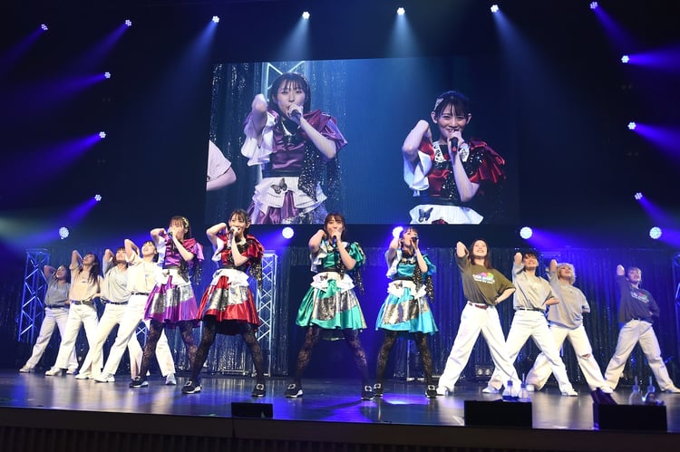 「TEAM SHACHI SHACHI CARNIVAL ～仮面を外してワックワク!?はちゃめちゃ祭典～」の様子。