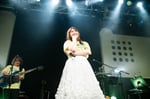 「中島愛 15th Anniversary Live ～equal～」の様子。