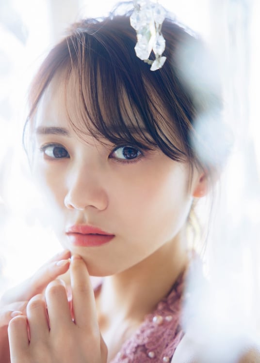 乃木坂46 田村真佑1st写真集「恋に落ちた瞬間」先行カット第10弾（撮影：藤原宏［Pygmy Company］）