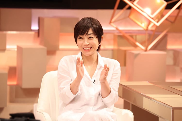 「まつもtoなかい」より宇多田ヒカル。(c)フジテレビ