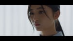 井上和。乃木坂46「おひとりさま天国」個人PVより。
