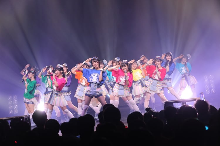 「虹のコンキスタドール LIVE TOUR 『マイレージラブツアー！Supported by ANA』」初日公演の様子。（提供：株式会社ディアステージ）