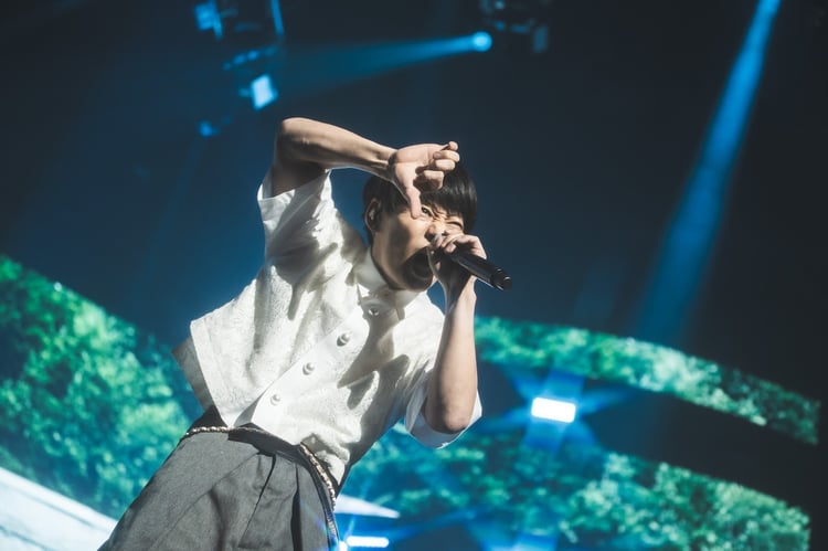 UVERworldのTAKUYA∞（Vo）。（Photo by Shinsuke Tanoguchi）