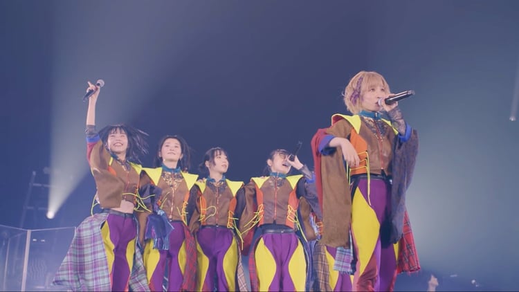 「Bye-Bye Show for Never at TOKYO DOME」より。