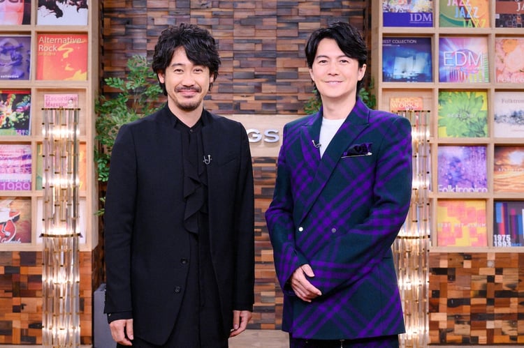 左から大泉洋、福山雅治。（写真提供：NHK）