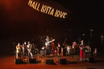 今年開催された「HALL LOTTA LOVE ～ホールに溢れる愛を～」の模様。（撮影：仁礼博）