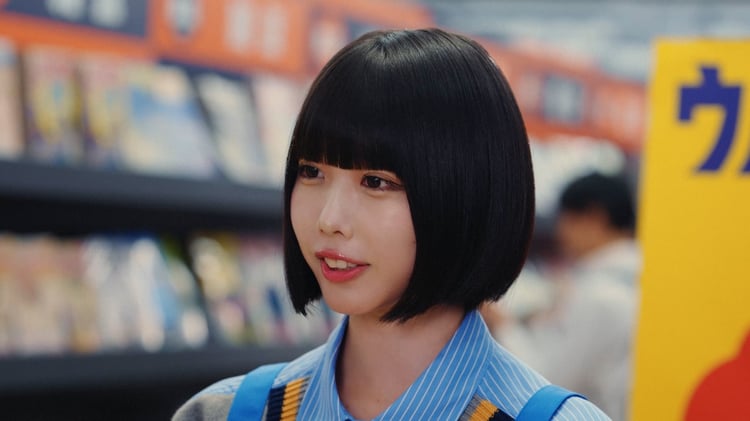 ブックオフ新Web CM「ウルトラセール『がんばるあのちゃん』編より。