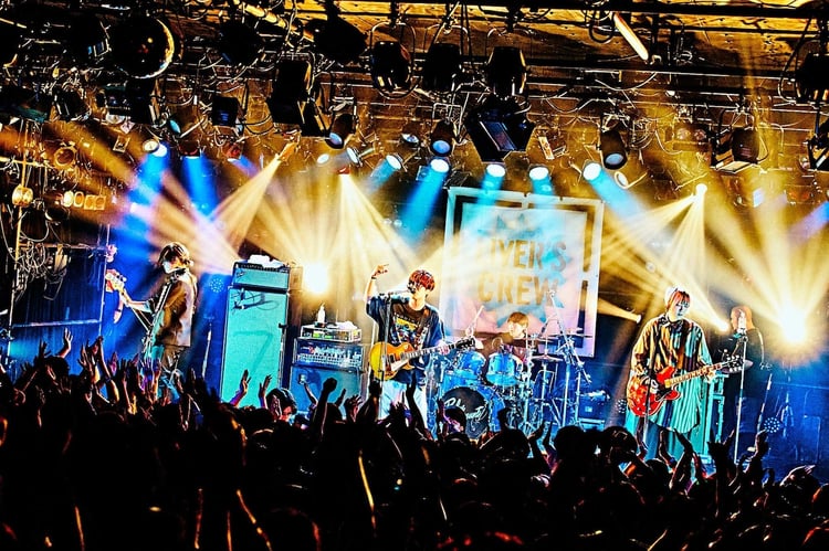 BLUE ENCOUNT「Future Gathering Vol.3」大阪・梅田CLUB QUATTRO公演の様子。