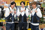 左から加藤シゲアキ（NEWS）、松村北斗 （SixTONES）、小山慶一郎（NEWS）。(c)TBS