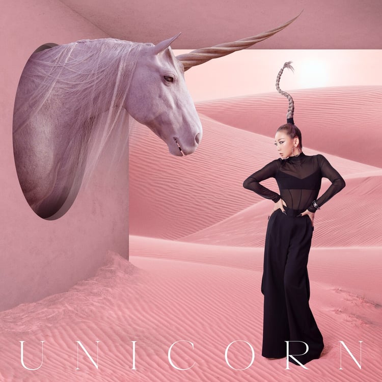 倖田來未「UNICORN」通常盤ジャケット