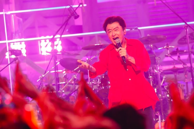 「NHK MUSIC SPECIAL『サザンオールスターズ ～シン・ニッポンの“馬鹿でごめんよ”ライブSP完全版～』」より。