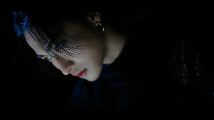 ATEEZ「NOT OKAY」MVティザー映像より。
