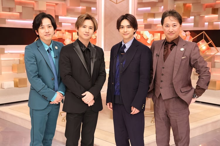 左から二宮和也、堂本光一、佐藤勝利、中居正広。(c)フジテレビ