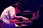 H ZETT M（Piano）（Photo by Yuta Ito）