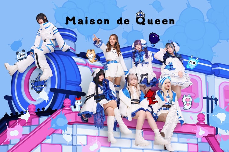 Maison de Queenの新アーティスト写真。左端がぁぃぁぃ。