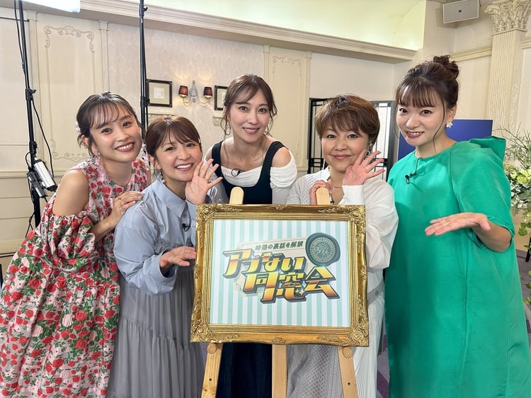 左から高橋愛、矢口真里、飯田圭織、中澤裕子、保田圭。(c)フジテレビ