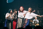 「スパンコールグッドタイムズ RELEASE ONEMAN SHOW 『キネマとユニバース』」東京・東京キネマ倶楽部公演の様子。（Photo by KentaKUMEI）