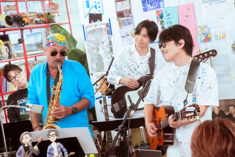 「tiny desk concerts JAPAN」より。（写真提供：NHK）