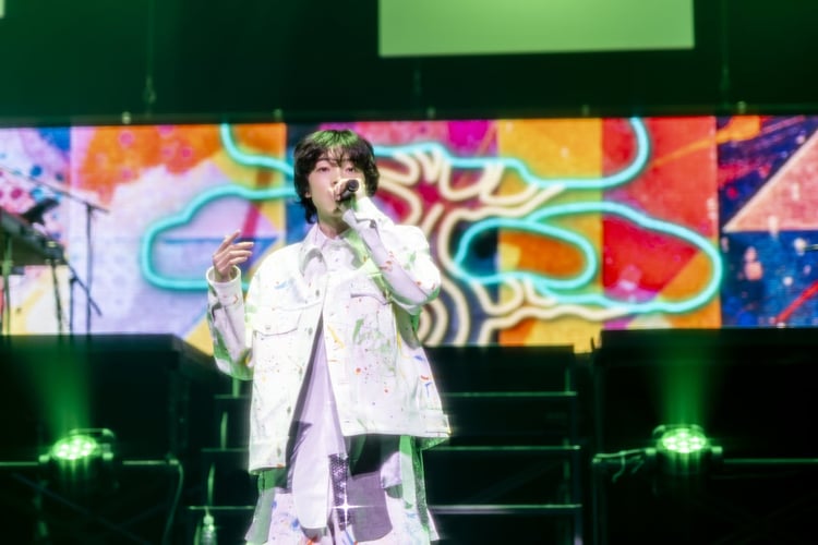 「imase Hall Tour 2024 "Shiki-Sai"」LINE CUBE SHIBUYA（渋谷公会堂）公演の様子。（Photo by Viola Kam［V’z Twinkle］）