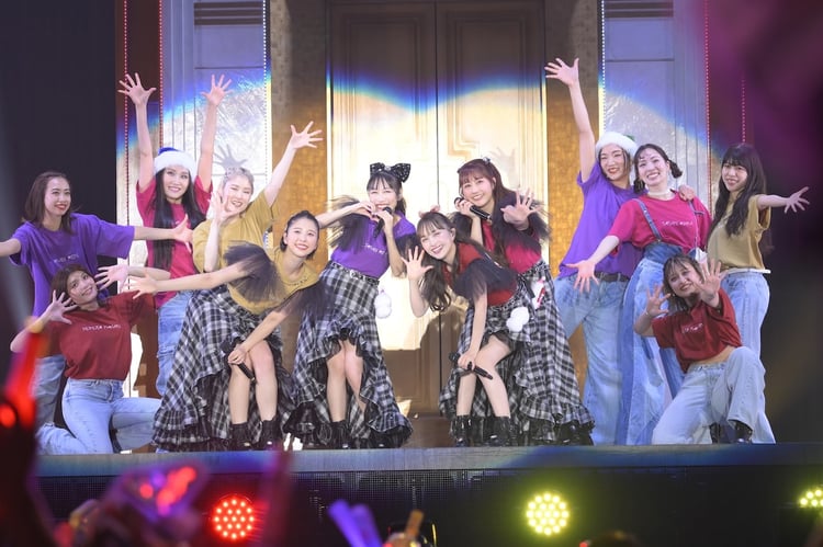 ももクリ/ももいろクローバー ももクロ新たな試み満載の「ももクリ2024」4Dペンライト演出で