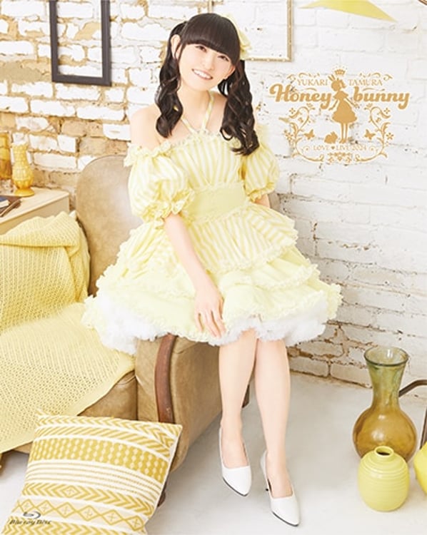 田村ゆかり「田村ゆかり LOVE ♡ LIVE 2024 *Honey bunny*」Blu-rayジャケット