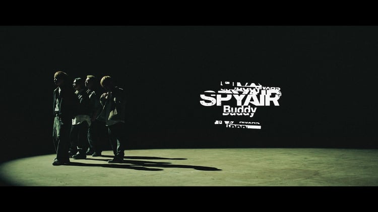 SPYAIR「Buddy」ミュージックビデオより。