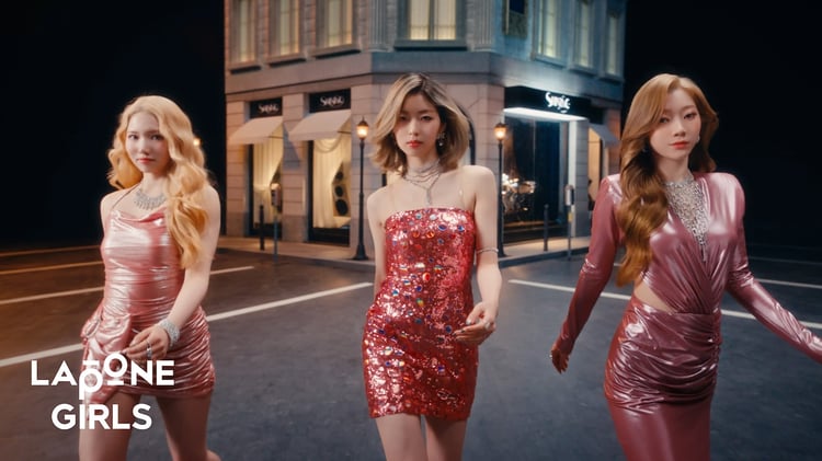 IS:SUE「SHINING」ミュージックビデオのティザー映像より。 ©LAPONE GIRLS