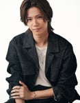 MIKIMOTO（ミキモト）の「Mikimoto Ocean」コレクションを身に着けた神宮寺勇太。