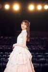 菅原茉椰の2nd写真集「Oppotunity」セブンネット版表紙。（撮影：藤原宏）