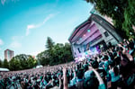 UNISON SQUARE GARDENのライブの様子。（撮影：タカギユウスケ）