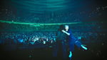 「I Like It (Remix) feat. R-指定」ライブ映像より。