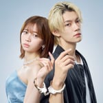 「ESCAPE それは誘拐のはずだった」に出演する桜田ひより（左）、佐野勇斗（右）。©日本テレビ