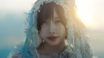 ano「KILL LOVE」ミュージックビデオより。