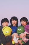 Homecomings。右端が福田穂那美（B）。