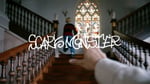 「SCARY MONSTER」ミュージックビデオより。