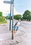 河田陽菜（日向坂46）2nd写真集「テイクオフ」通常版の裏表紙。（Photo by SAKAI DE JUN）
